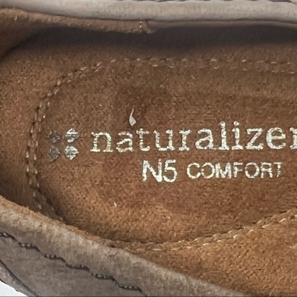 Naturalizer Clogs - Picture 11 of 11